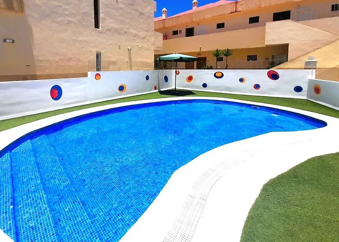 Mareverde 1 & Ocean View Будинок відпочинку Адехе