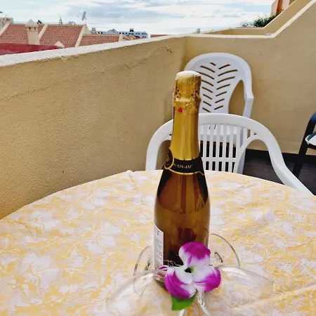 Mareverde 1 & Ocean View Будинок відпочинку *